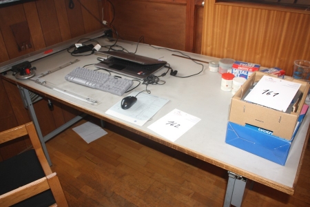 Drawing Table with drawing machine