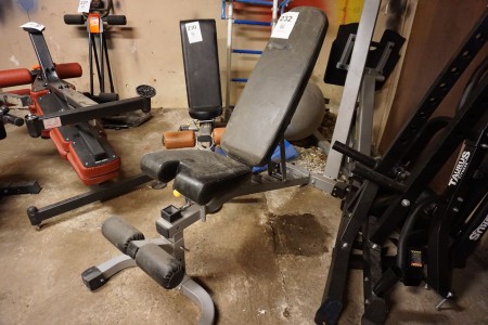 Adjustable training bench