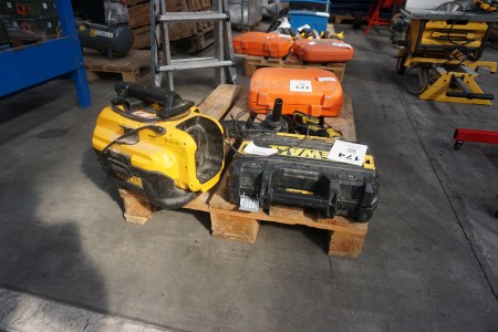 3 pieces. Power tools and vacuum cleaners, DeWalt and Metabo