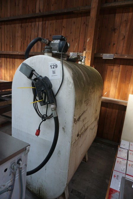 Diesel tank with pump and counter