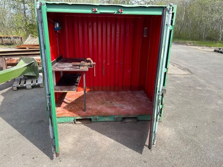 Container med arbejdsbord
