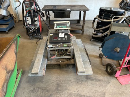 2 pcs. Pallet scales, Mettler and Bizerba