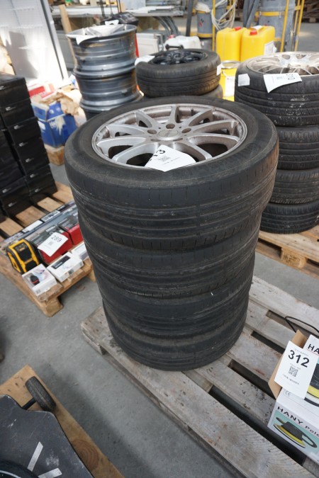 4 pcs. tires with aluminum rims