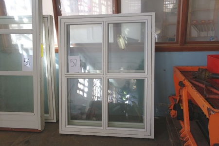 2 stk. vinduer med sprosser 150 x 120 cm