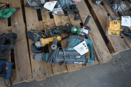 4 pcs. Power tool, 2 pcs. Angle grinders, impact wrenches and hammer drills, Makita, Bosch, DeWalt and Hitachi