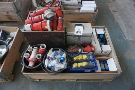 Various electrical components + power plug etc.