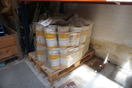 Lot of paint etc. , Sika