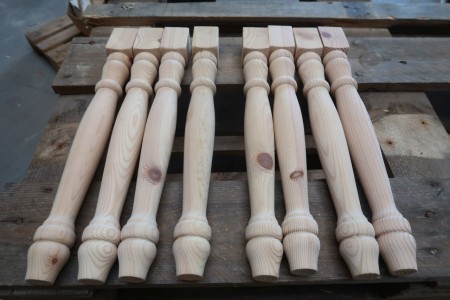 15 pcs. table legs in pine wood