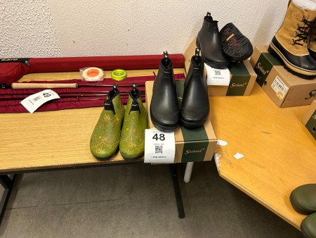 2 pairs of rubber boots, Seeland