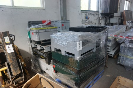 Lot of assortment boxes in plastic