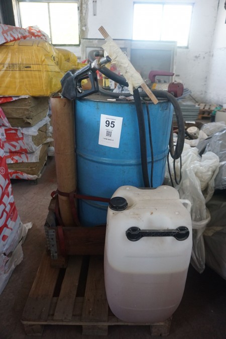 Oil drum with electric pump