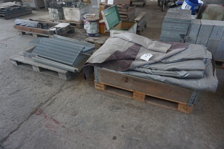 Various power cables, insulating mats, etc.