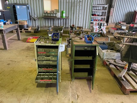 2 pcs. tool cabinets containing various threaded tools