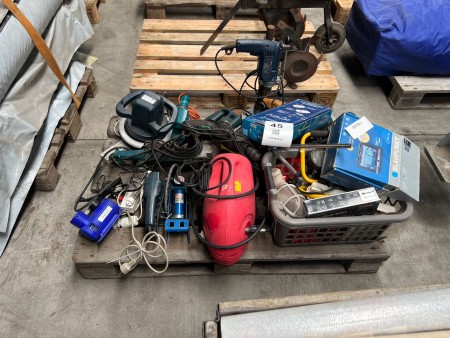 Pallet with various grinding machines, drill etc.