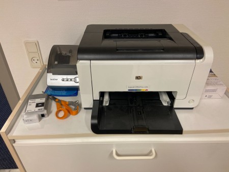 Printer, HP LASERJET inkl. labelprinter, BROTHER QL 550