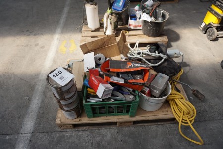 Pallet with various nails, gas burner set etc.