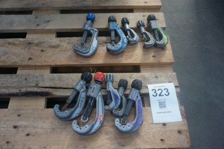 Lot of pipe cutters