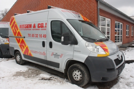 AG 96103. Van. Peugeot Boxer 2.2 HDI L2H2. Air Conditioning. Webasto boilers. Cruise control. Electric window. Seat heating. Rust treated. Year 2010. Mileage: 35,690 km. T3300. L1264