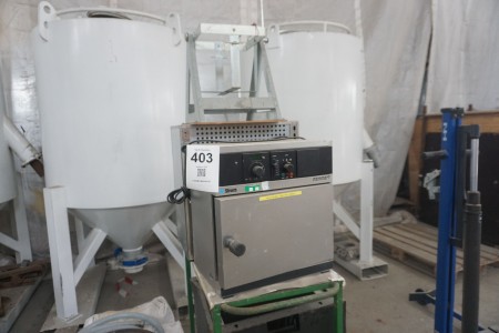 2 pcs. Heating cabinets for epoxy samples, Memmert UF200 & UM100