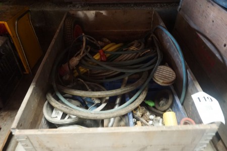 Pallet with various hoses & valves etc.