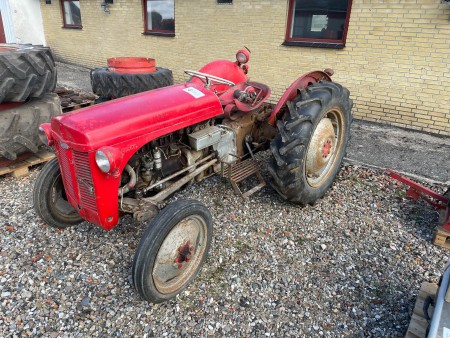 Massey Ferguson tractor (stuck in engine)