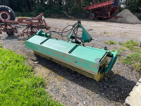 Sweeper for tractor