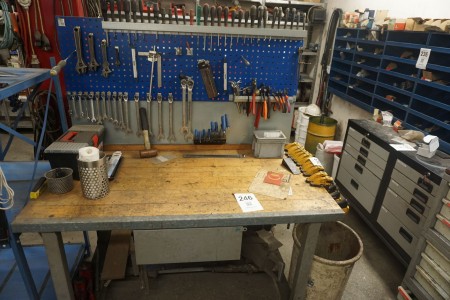 File bench in wood with contents on workshop board