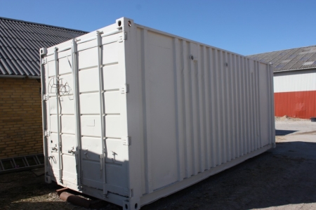 Squad container, 20 feet. 4 people. Toilet, shower, kitchen. Containerhoist