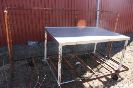 Table with stainless steel plate + trolley