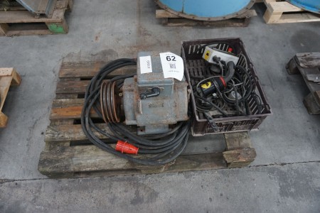 Powerful electric motor incl. cable etc.