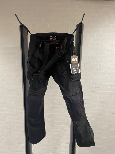Motorcycle trousers, Oxford