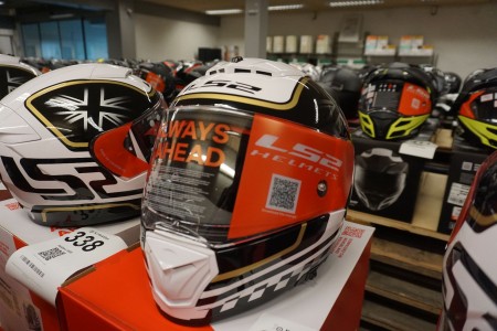 Motorcycle helmet, LS2 Breaker