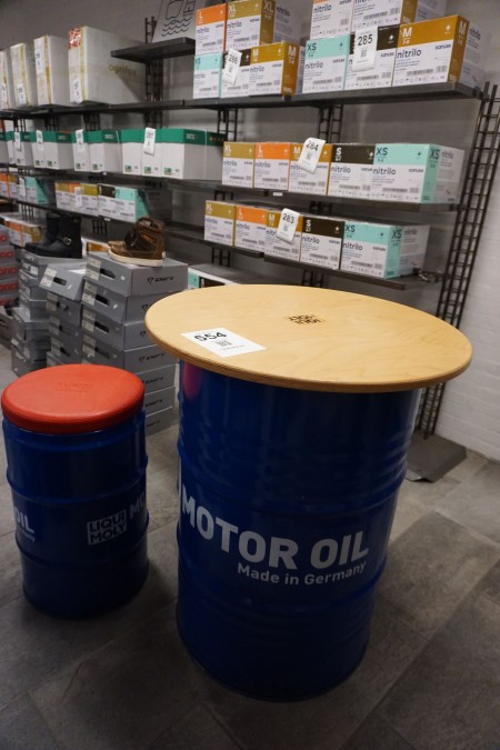Oil barrel table + 2 chairs