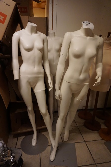3 pieces. Mannequin