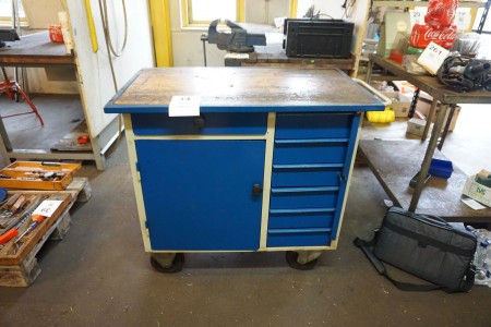 Workshop rolling table with contents