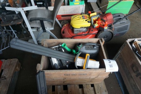 Hedge trimmer, circular saw + various end pieces, etc.