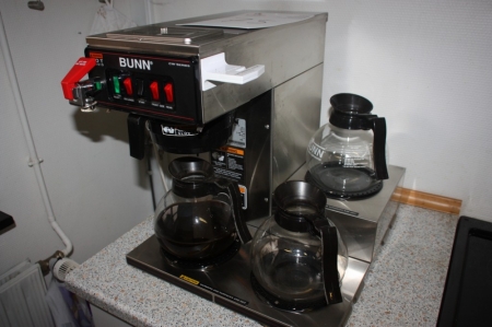 Coffee Brewer, Bunn, model CWTF 35A-CE with hot plates and outlet for hot water