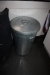 Content of kitchen cabinet (service, etc.) + garbage bucket in steel