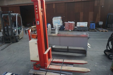 Electric stacker, NH 500