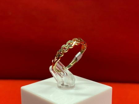 8 carat gold ring, Scrouples