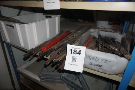 Lot of chisels for demolition hammers, etc.