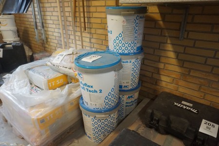 5 buckets of thick bitumen layer, MC Nafuflex Profi Tech 2