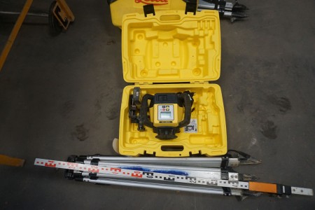 Leveling device, Leica RUGBY 680