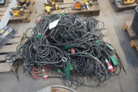 Pallet large lot of cables, extension cords