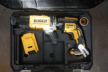 Drywall screwdriver, Dewalt DCF620
