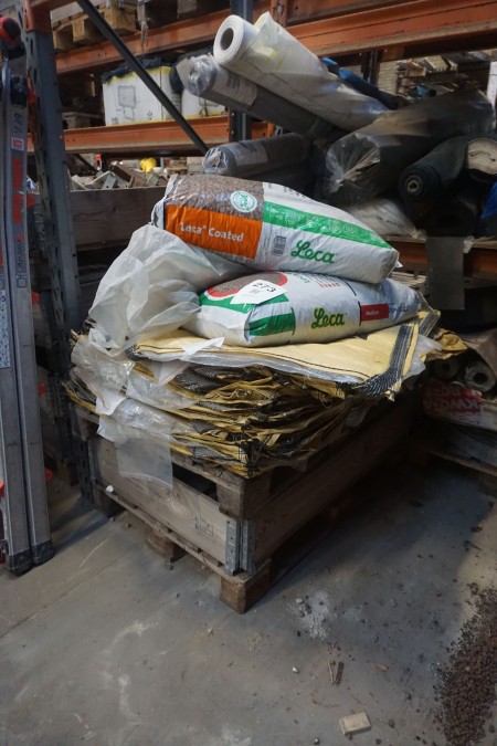 Lot of big bags + 3 bags with thermal insulation
