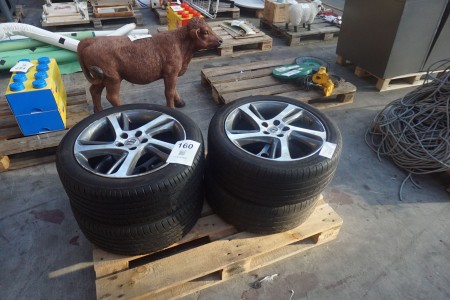 4 pcs. Tires with rims, Volvo
