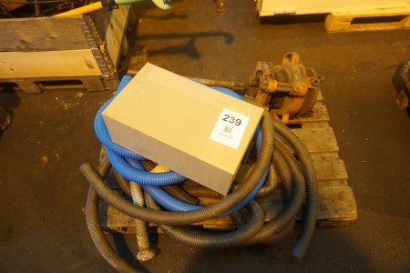 Pipe cutting stand incl. various plastic hoses