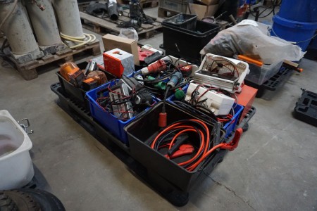 Pallet with various chargers, rotor flashing, etc.
