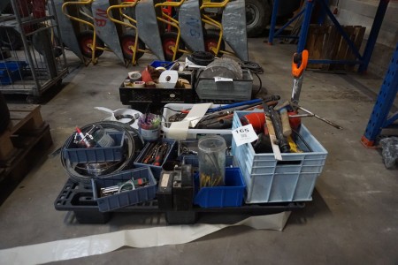 Pallet with various hand tools, drill bits etc.